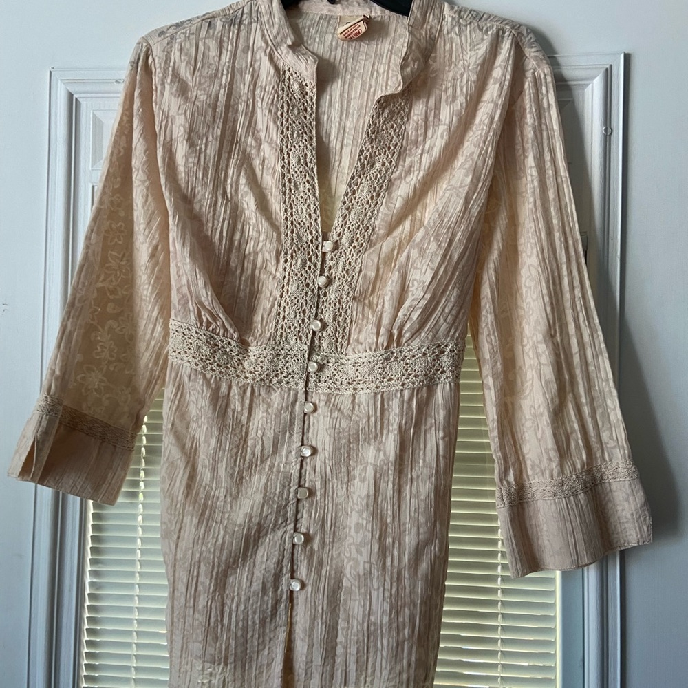 Cream Lacey top
